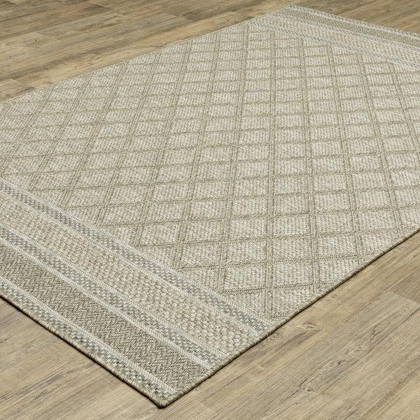 plow & hearth Indoor/Outdoor Yucatan Lattice Polypropylene Rug 5'3" x 7'3"