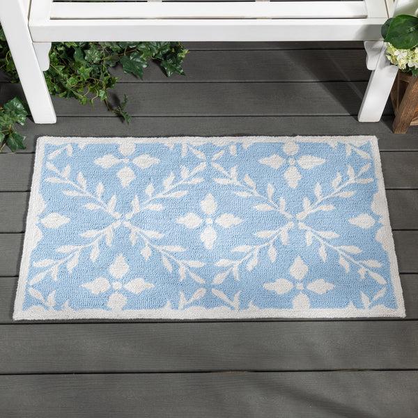 Plow & Hearth Light Blue Diamonds Indoor/Outdoor Hooked Rug 24"x42"