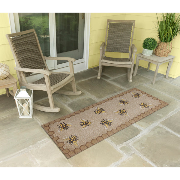 Plow & Hearth Liora Manne Frontporch Honeycomb Bee Indoor/Outdoor Mat Natural 2' X 3'