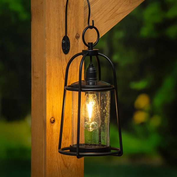 plow & hearth Outdoor Lamps & Lighting Franklin LED Metal Solar Lantern