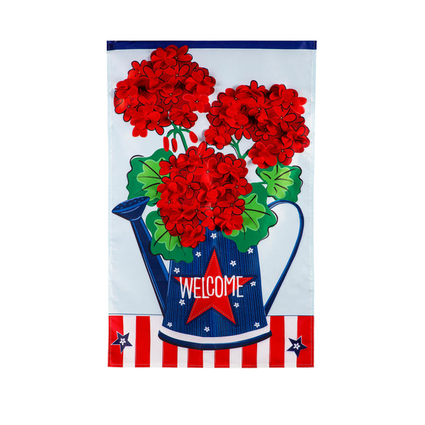 plow & hearth Patriotic Geraniums Applique House Flag