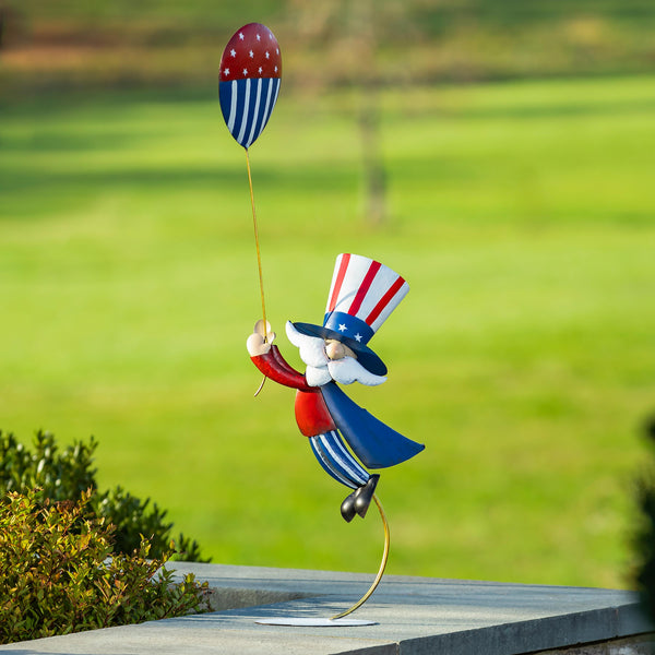 Plow & Hearth Patriotic Uncle Sam With Balloon Garden Statue