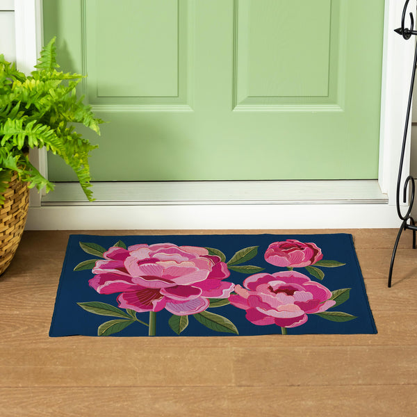 plow & hearth Peony Garden Welcome Washable Indoor/ Outdoor Mat