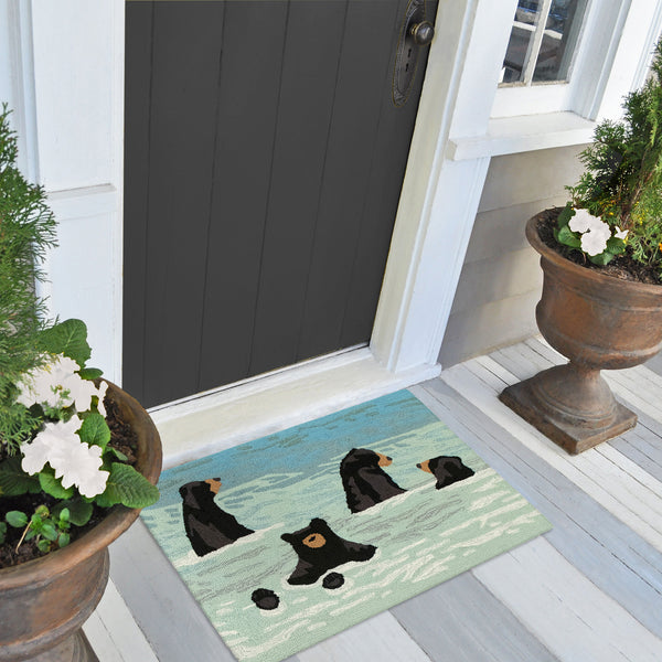 plow & hearth Bathing Bears Indoor/Outdoor Rug