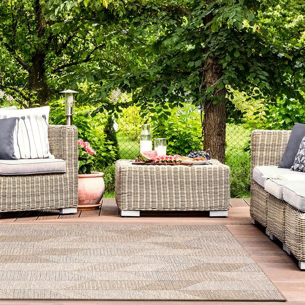 plow & hearth Beachcomber Angles Indoor/Outdoor Rug