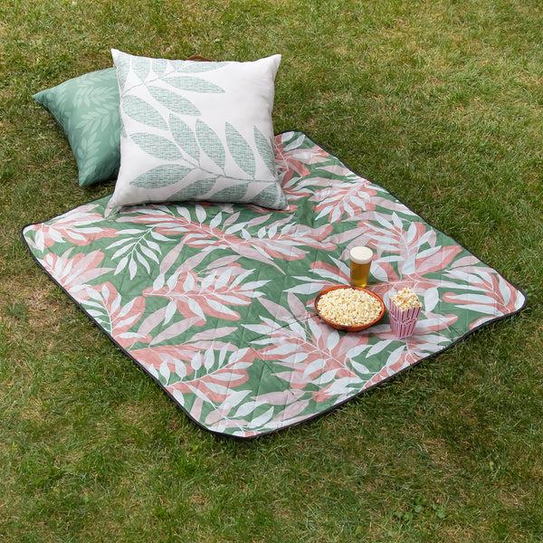 Plow & Hearth Bethany Leaf Fold-Up Blanket Tote