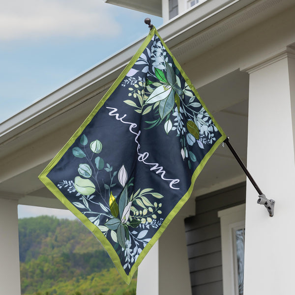 plow & hearth Botanical Welcome Estate Flag