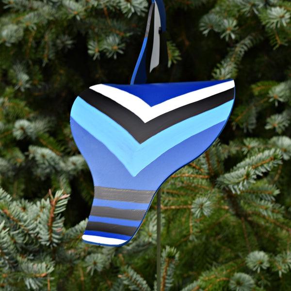 Plow & Hearth Dancing Blue Jay Sculpture