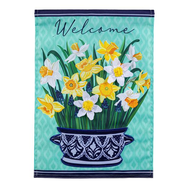 Plow & Hearth Delft Daffodil Applique Garden Flag