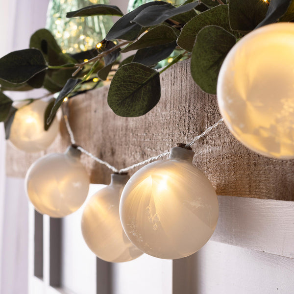 Plow & Hearth Globe Shaped Frosted String Light