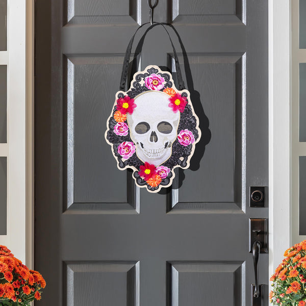 plow & hearth Happy Skull Floral Door Décor