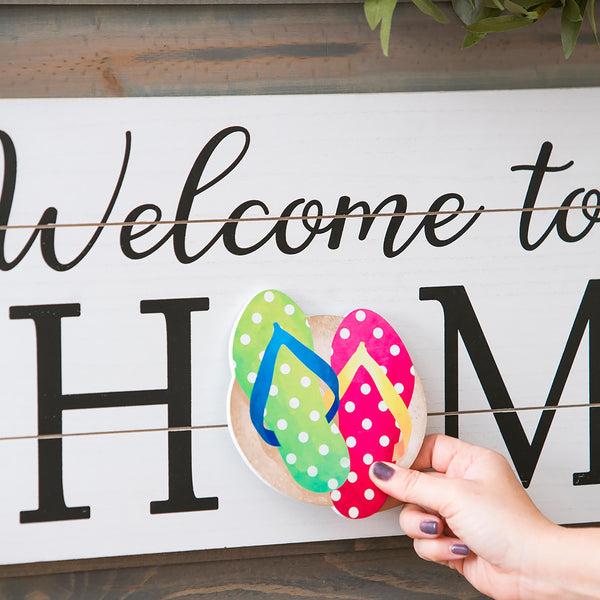 Plow & Hearth Interchangeable Wooden Welcome Sign