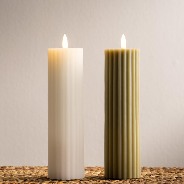 plow & hearth LED Flameless Candle 9"