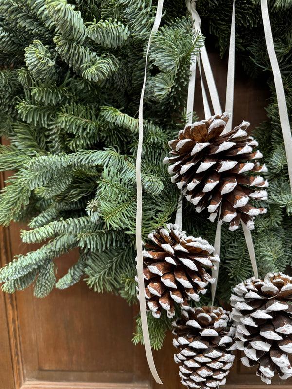 Plow & Hearth Noble Fir And Pinecone Fresh Wreath 20"