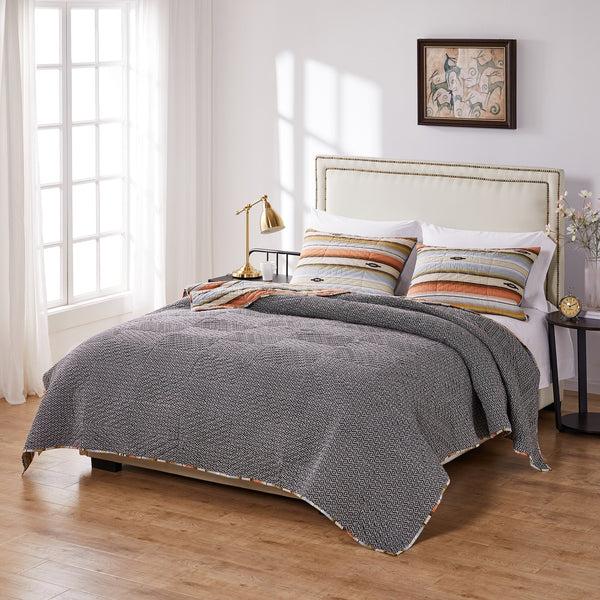 Plow & Hearth Painted Desert Reversible Bedding Clay