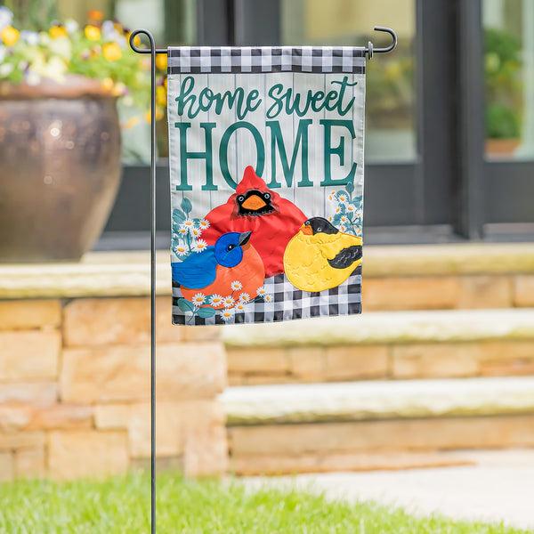 plow & hearth Portly Birds Applique Garden Flag