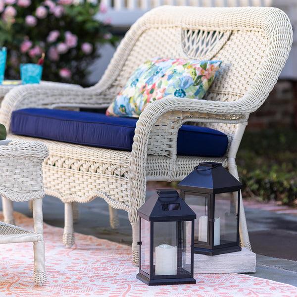 plow & hearth Prospect Hill Wicker Settee