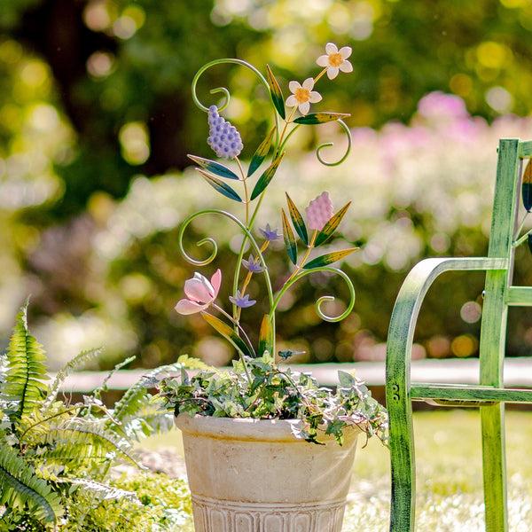 plow & hearth Spring Blooms Metal Garden Stake