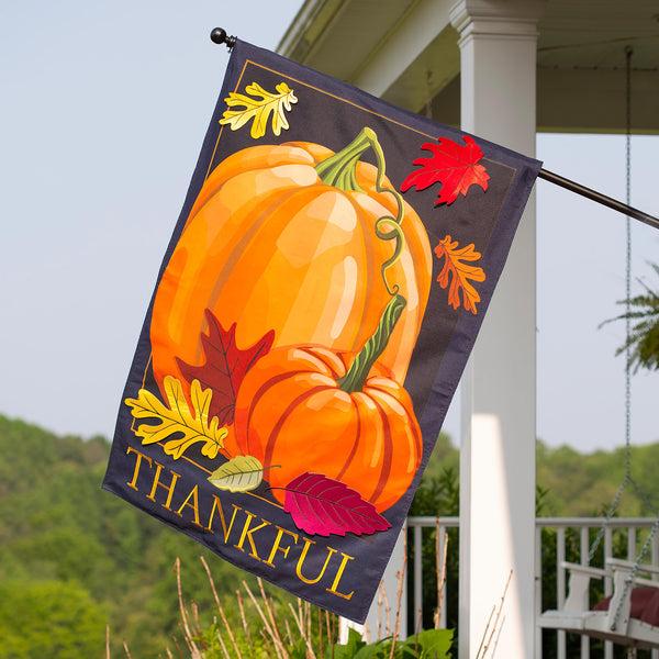 plow & hearth Thankful Pumpkins Estate Flag