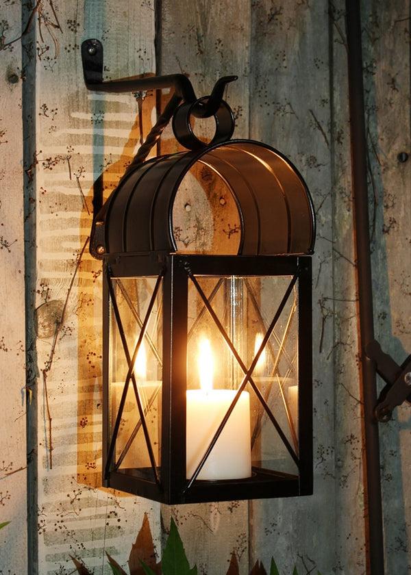 Plow & Hearth Travis House Lantern