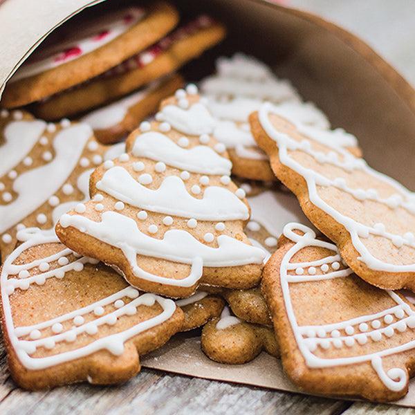 Plow & Hearth Vanilla Christmas Cookie Candle