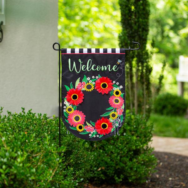 Plow & Hearth Welcome Wreath Applique Garden Flag