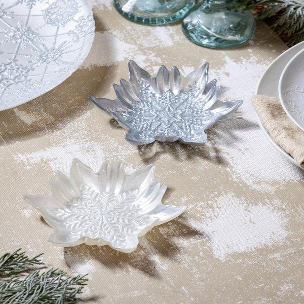 Plow & Hearth Season To Sparkle Bowl Glass White Snowflake Shaped Dish 6.75"