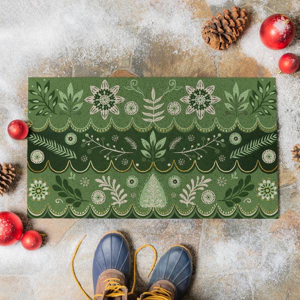 plow & hearth Shades of Emerald Scandi PVC Trapper Mat 28"x16"