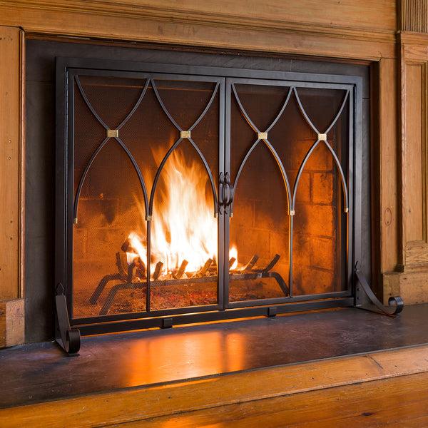 plow & hearth Small Winchester Fireplace Screen with Doors