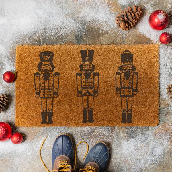 plow & hearth Twas The Night Three Nutcrackers Coir Mat 28"x16"