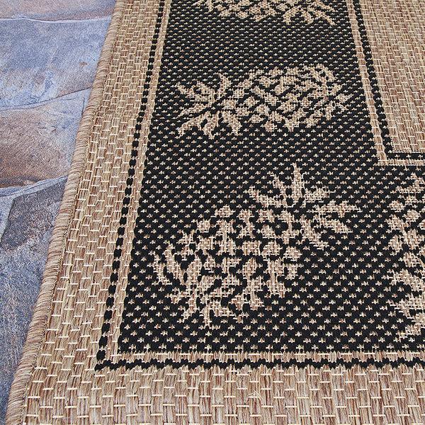 Plow & Hearth Veranda Pineapple Indoor/Outdoor Polypropylene Rug 5'10" X 9'2"