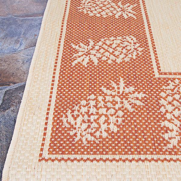 Plow & Hearth Veranda Pineapple Indoor/Outdoor Polypropylene Rug 5'10" X 9'2"