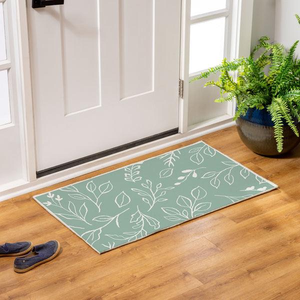 plow & hearth Verdant Greenery Indoor/Outdoor Hooked Rug 24"x42"