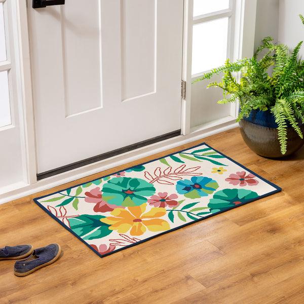 plow & hearth Vibrant Flowers Indoor/Outdoor Hooked Rug 24"x42"