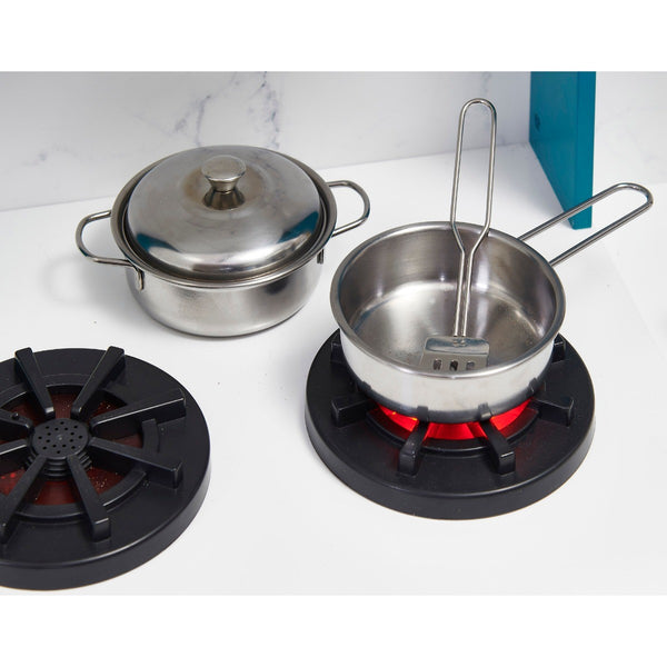 Bakehouse Traditional Wooden Kitchen With Fridge