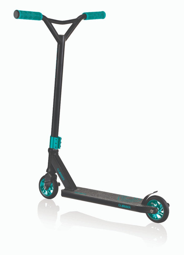 Globber Stunt GS 720 - Black / Teal