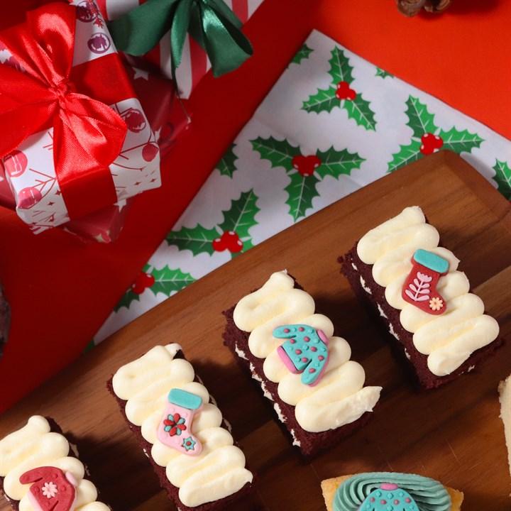 Pme Christmas Edible Sugar Decorations - Festive Feels (Pack Of 12)