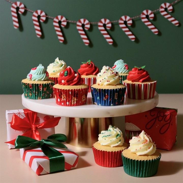 Pme Christmas Foil-lined Cupcake Cases - Santa Mix (Pack Of 100)