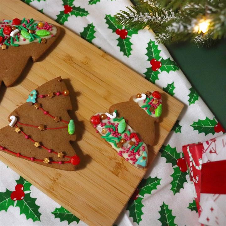 Pme Christmas Novelty Sprinkles - Oh Christmas Tree (90g)