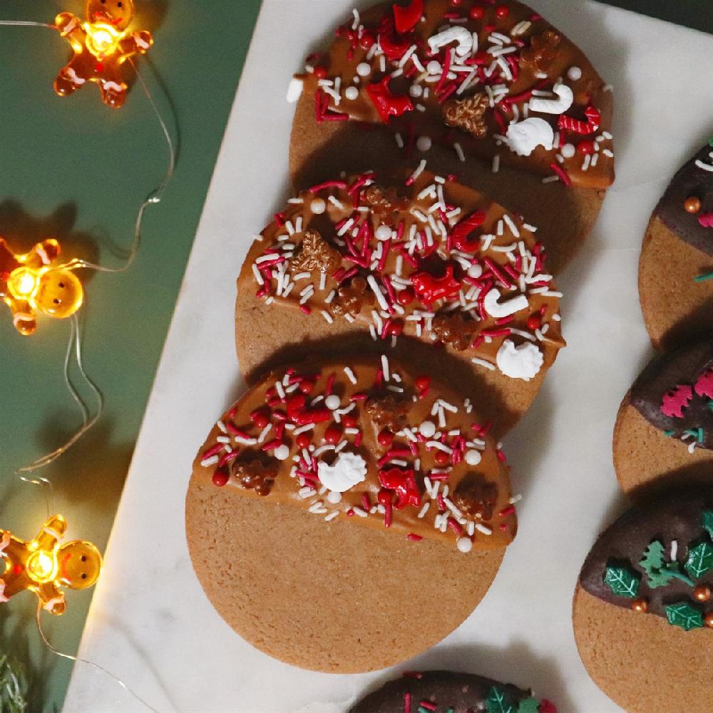 Pme Christmas "Out Of The Box" Sprinkles - Santa Claus (60g)