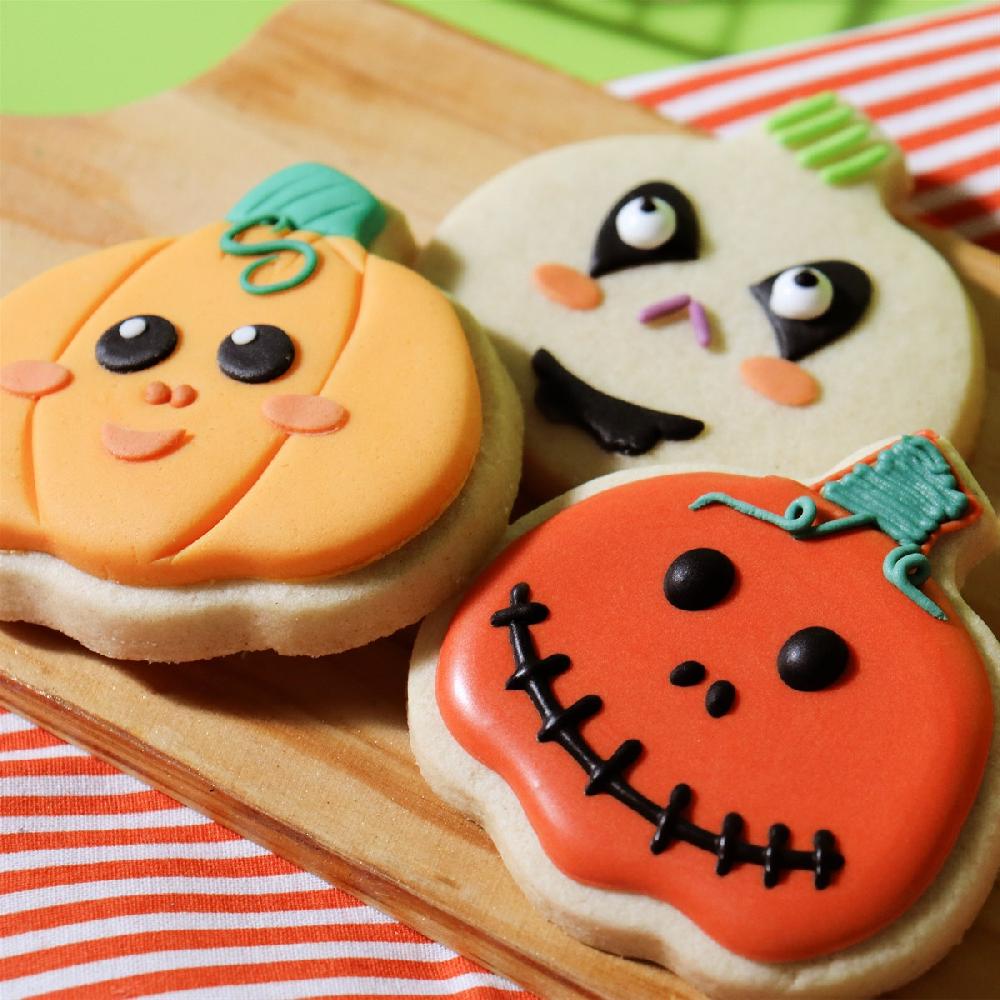 Pme Halloween Cookie Cutter With Comfort Grip - Pumpkin