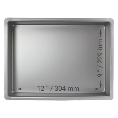 pme Oblong Cake Pan (229 x 304 x 50mm / 9 x 12 x 2")