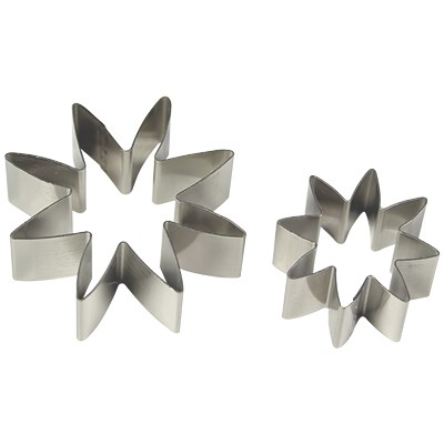 pme Stainless Steel Cutters - Medium Daisy 8 Petal Set of 2