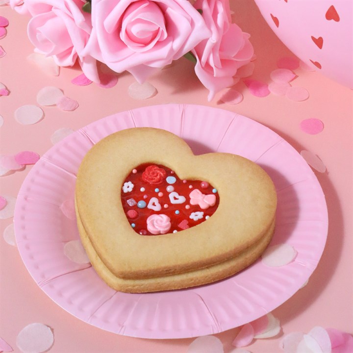 Pme Valentines "Out Of The Box" Sprinkles - Heart To Heart (60g)
