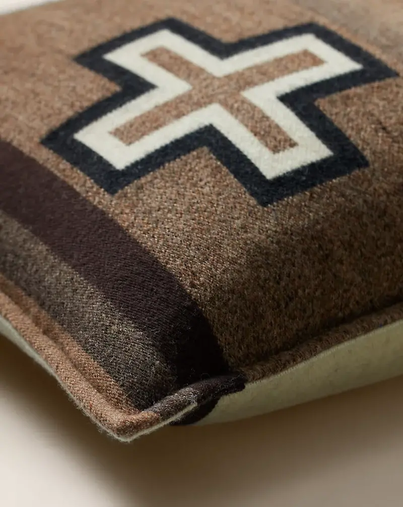 Polo Golf Ralph Lauren RL X Naiomi Glasses Rena Throw Pillow