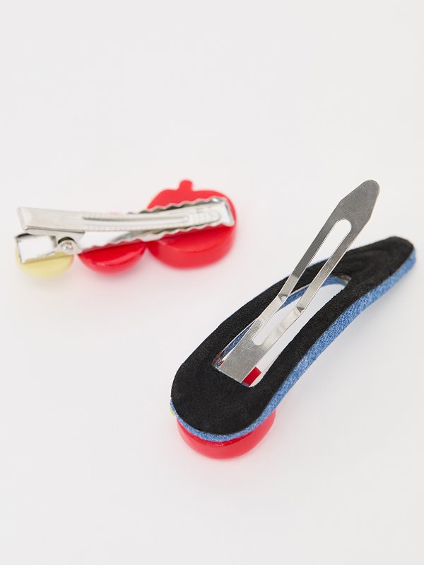 Pomelo Pomelo Denim Detail Hair Clip With Apple Charm - Denim