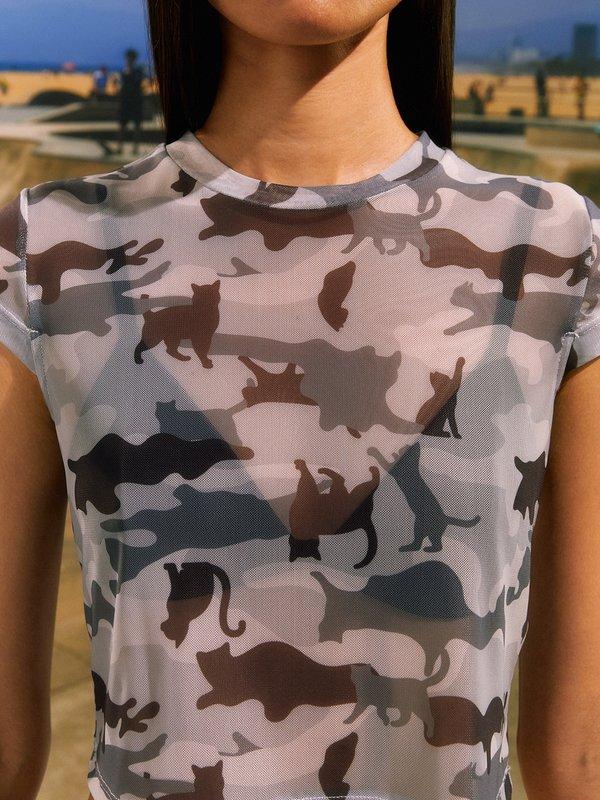 Pomelo Pomelo Novelty Camouflage Printed Cropped See-Through Tee - Multi Color