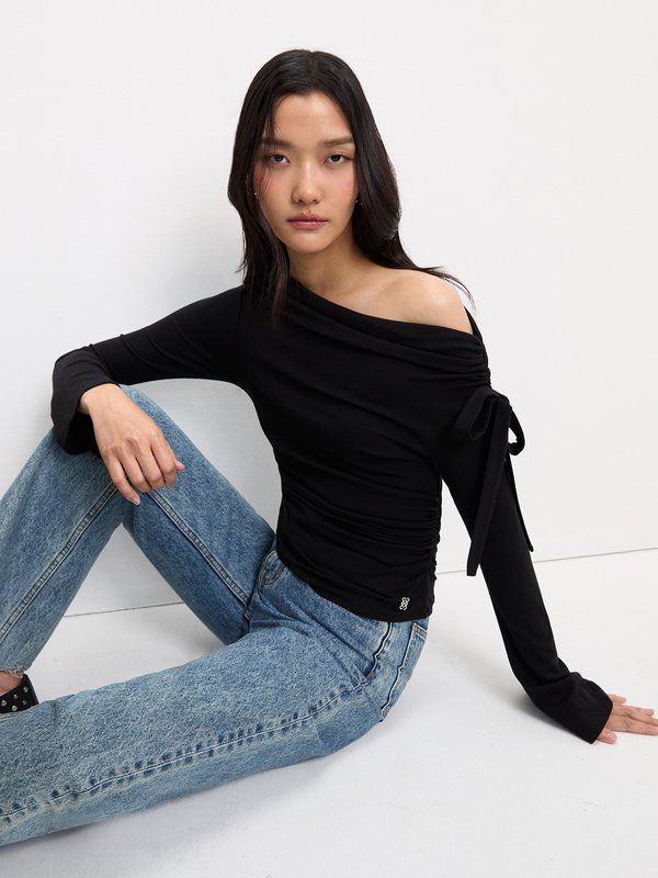 pomelo Pomelo Asymmetrical Off-shoulder Top - Black