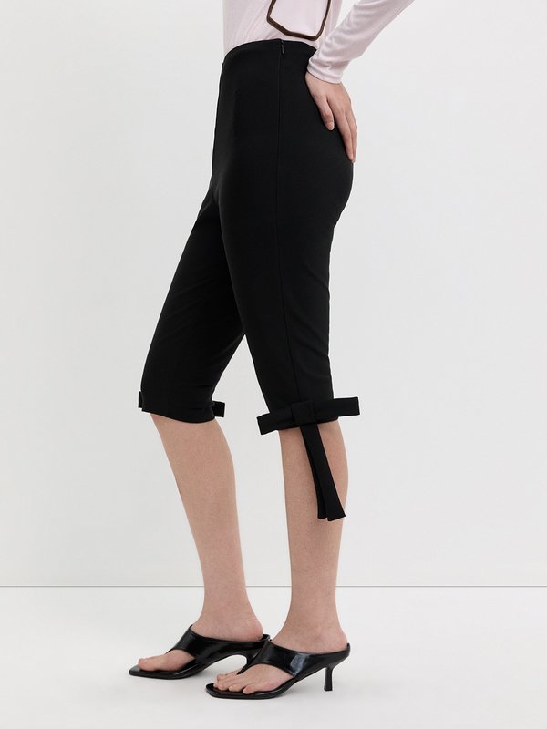 Pomelo Pomelo Bow Tie Capri Pants - Black