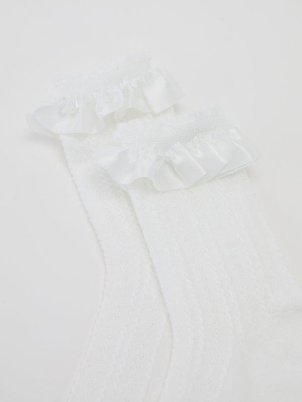 Pomelo Pomelo Cable Knit Ruffled Trim Socks - White